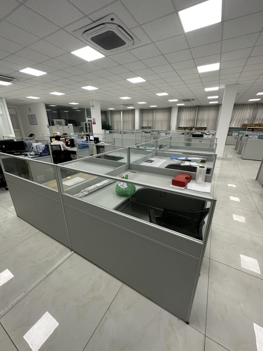 lắp đặt bàn làm việc văn phòng tại Tiền Giang